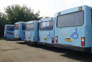 شهرداری کرج اتوبوس رایگان در اختیار عزاداران حسینی قرار می دهد