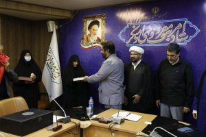 زن خبرساز ماجرای قطار تهران – یزد ، «سفیر کشوری» شد