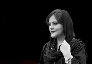 خانواده مهسا امینی از عاملان دستگیری او شکایت کردند