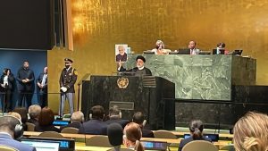 ایران به دنبال ساخت سلاح اتمی نیست/ امروز جهان به “ایران قوی” نیازمند است