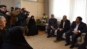 دلجویی معاون رییس جمهور از خانواده شهدای مدافع امنیت در کرج