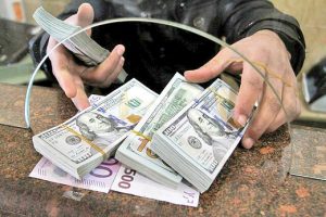 قیمت دلار دوباره پرواز کرد/ پیش بینی از روند دلار در روزهای آینده