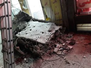 سقوط تاج سنگی ساختمان سبب مرگ یک عابر در کرج شد