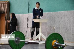 تیم وزنه برداری دختران البرز قهرمان مسابقات وزنه برداری دختران کشور شدند