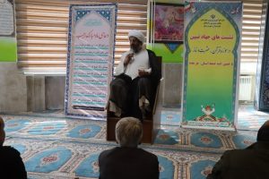 امام جمعه ساوجبلاغ: توهین دشمنان به مقدسات از روی ترس است