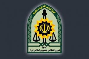 واکنش پلیس به رفتار خشونت آمیز با یک زن قابل مدرسه ۱۳ آبان