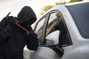 دستگیری سارقان سابقه دار با ۵۰ فقره سرقت در کرج