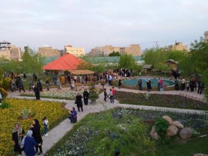 فیلم؛ نمایشگاه گل و گیاه و صنایع دستی در هشتگرد