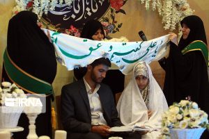 بقاع متبرکه البرز میزبان ازدواج زوج ها با مهریه کم است