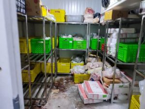 کشف ۳۷۵ کیلوگرم گوشت غیرقابل مصرف در البرز / یک رستوران پلمب شد