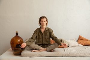 تنفس هولوتروپیک چیست و چرا باید آن را انجام دهیم؟