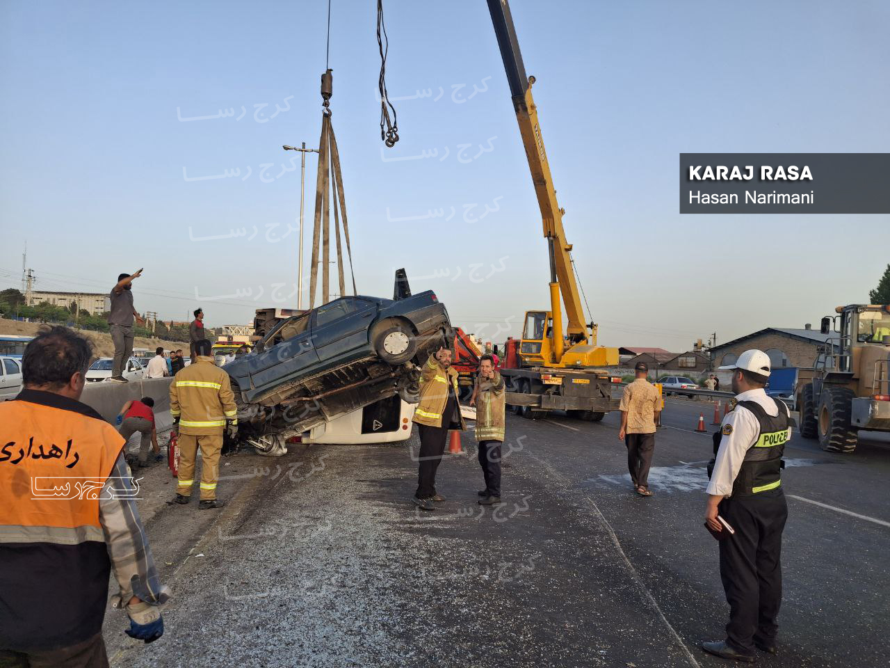 برخورد اتوبوس و پژو آردی در اتوبان کرج – تهران با فوتی همراه بود + عکس برخورد اتوبوس و پژو آردی در اتوبان کرج – تهران با فوتی همراه بود + عکس