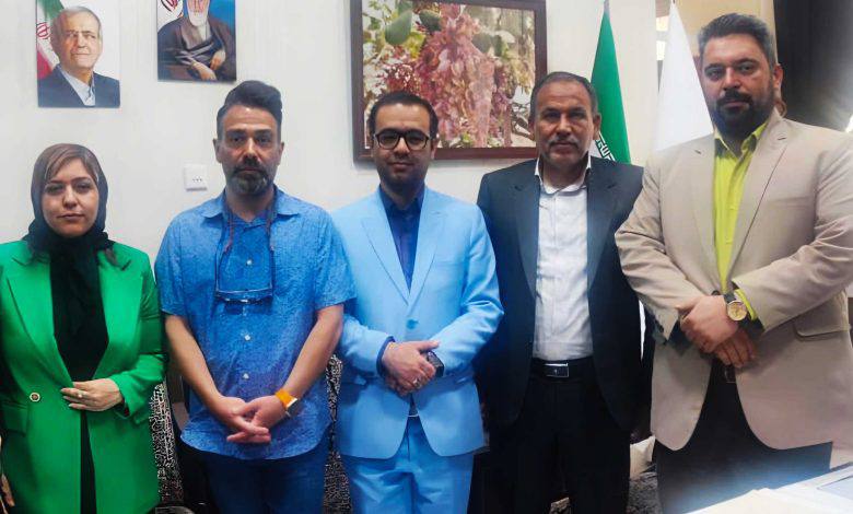 دیدار امیر بیور، کارگردان و فیلمساز، با فرماندار رفسنجان  دیدار امیر بیور، کارگردان و فیلمساز، با فرماندار رفسنجان