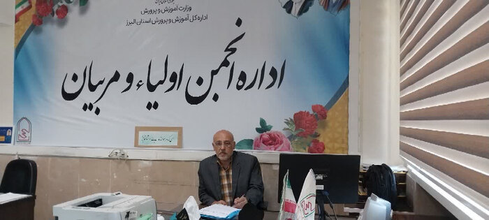 مدارس البرز هزینه سرویس حمل و نقل دانش آموزی را دریافت نکنند مدارس البرز هزینه سرویس حمل و نقل دانش آموزی را دریافت نکنند