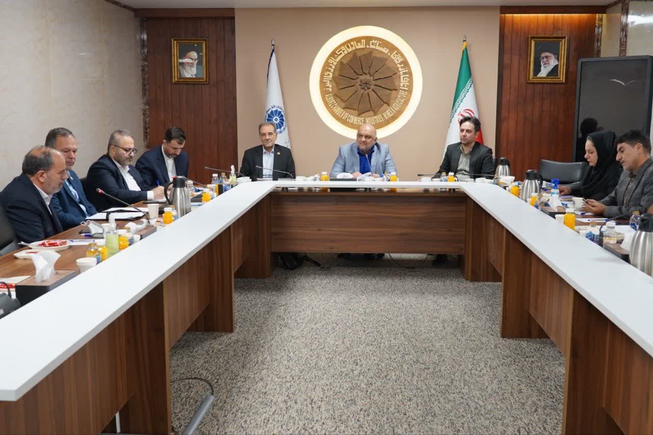 هشدار اتاق بازرگانی البرز؛ برخی بخشنامه ها صادرات را زمین گیر می کند