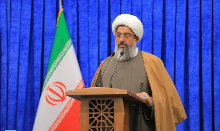 مردم توقع برخورد قاطع و عبرت آموز با مفسدان اقتصادی دارند