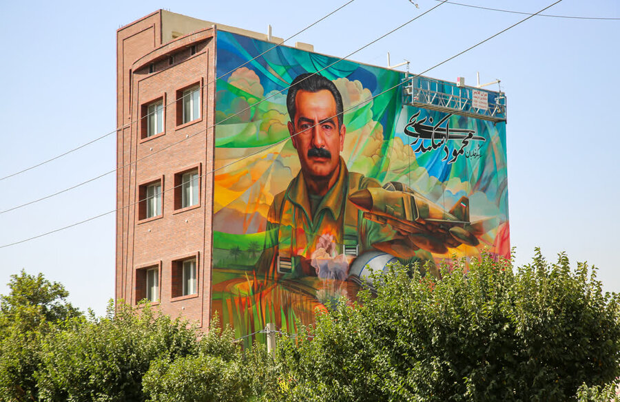 دیوارنگاره یادبود “خلبان محمود اسکندری” کاندید برترین نقاشی‌ دیواری جهان شد