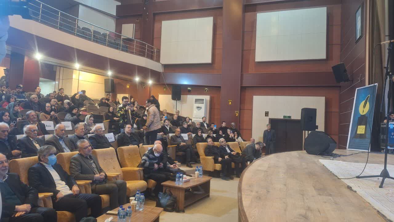 جشنواره “قلم مانا” البرز از ۱۱ چهره ملی فرهنگ و هنر تجلیل کرد